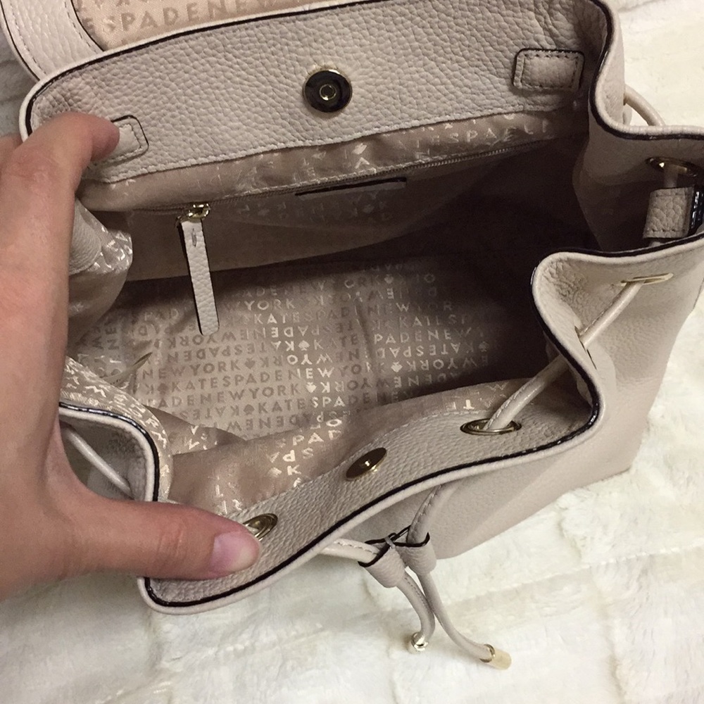 NWT Kate Spade Small Breezy Backpack - beige - Picture 5 of 7